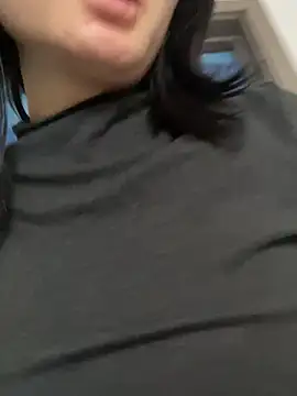 Cheating-wife's cam snapshot