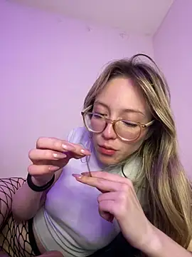 ReenKitty live sex cam