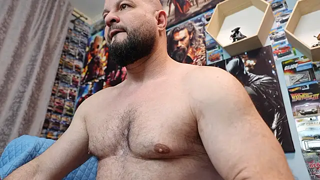 Muscle_Bear live sex cam