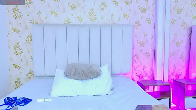 Crystal_Angell's cam snapshot