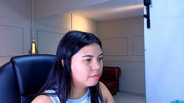 ISA__CUTEE's cam snapshot