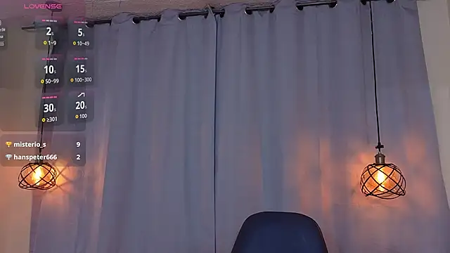 Flor_Gil live sex cam