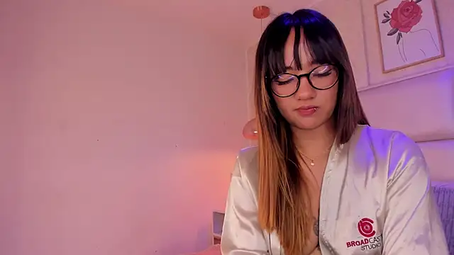 Aily_Yozuko's cam snapshot