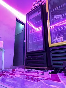 Hot_beauty__'s cam snapshot