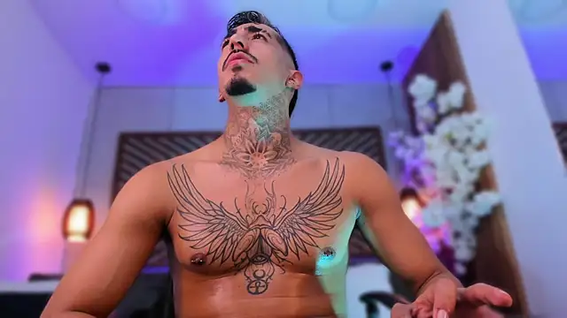 Donovan_Desmond's cam snapshot