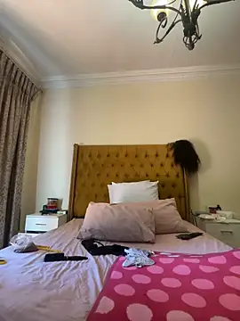 xXXSexyamazon's cam snapshot