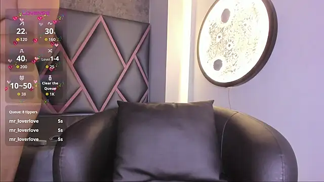 Maddy__bigboobs's cam snapshot