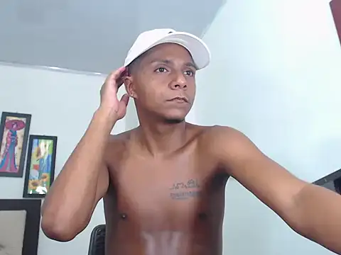 hotboyluxe's cam snapshot