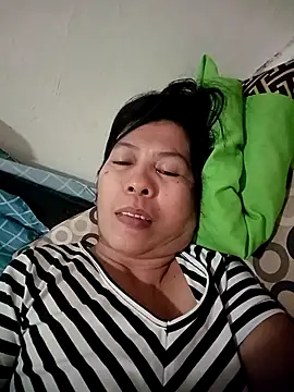 TropicalFlower's cam snapshot