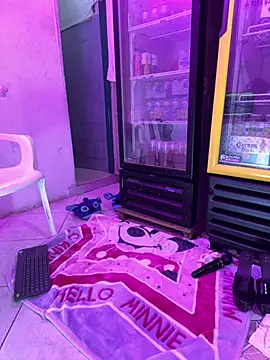 Hot_beauty__ live sex cam