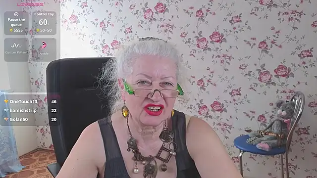 Maya_Mayflower live sex cam