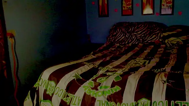 miltonjjakee's cam snapshot