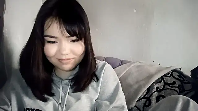 MollyAsian live sex cam