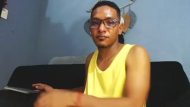 Grandeygruesa1 live sex cam