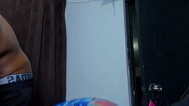 violet_and_myers live sex cam