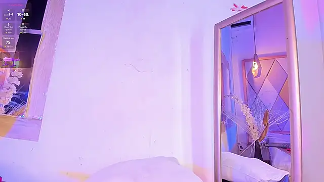 BritannyClaire live sex cam