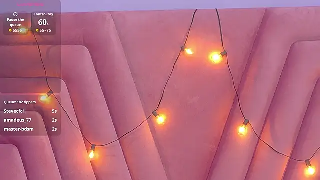 kinkylittlegirll live sex cam