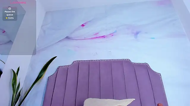 Lia_Guzman live sex cam