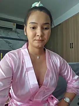 Natural_Asian_Girl live sex cam