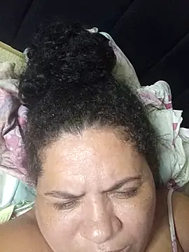 Ravena2290's cam snapshot