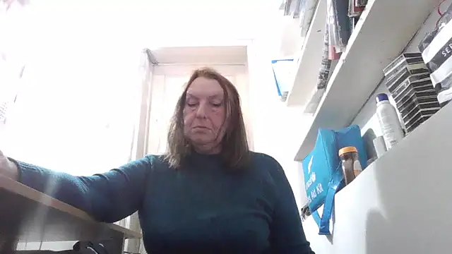 AnnaLive570's cam snapshot