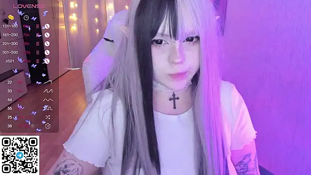 SelenaCute's cam snapshot