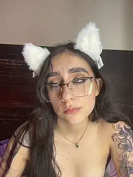 sharlot24's cam snapshot