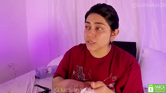 lucy26_'s cam snapshot