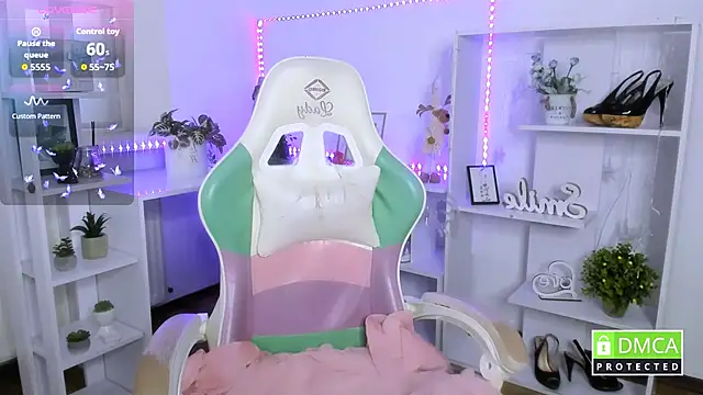 Erica__Alta's cam snapshot