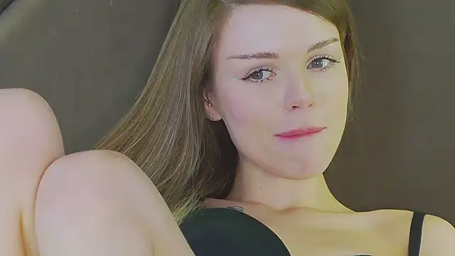 MarilynNova's cam snapshot