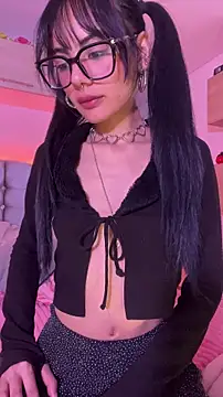 _Lucycherry's cam snapshot