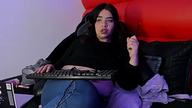 liany_taylor's cam snapshot