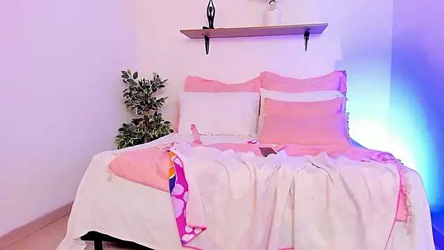 SusieDuvall's cam snapshot