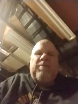 Reddog833's cam snapshot