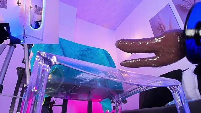 raven_blackk's cam snapshot