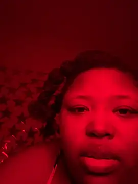 Chocolatebunnyxx96's cam snapshot