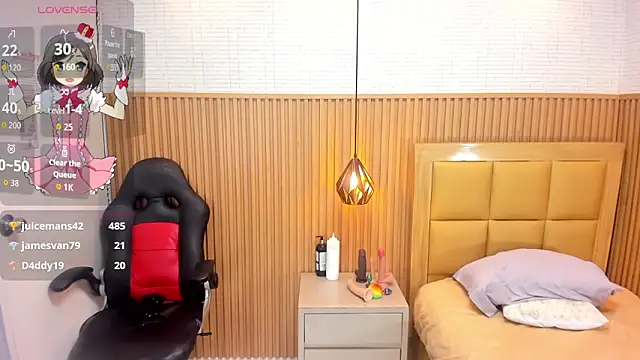 LOLAMAXI's cam snapshot