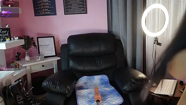 AsianSweetMilf's cam snapshot