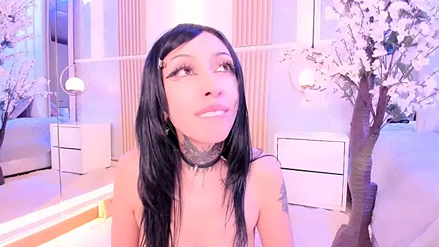 SalemBlackrose's cam snapshot