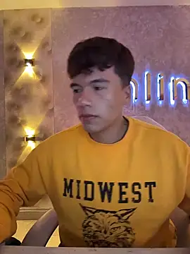 Logan_smith1 live sex cam