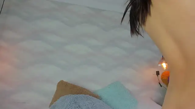 zephyra-angels's cam snapshot