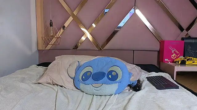 Sophia_moo_'s cam snapshot