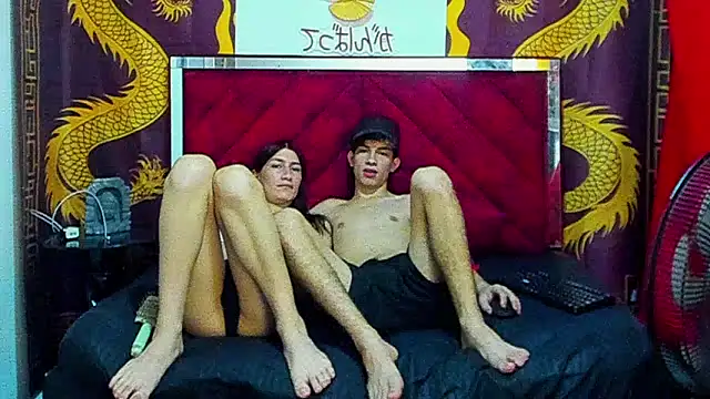 Pride_couple's cam snapshot