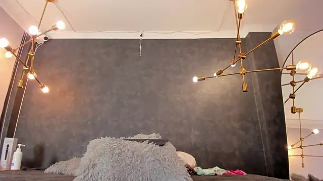 tiarha_18's cam snapshot