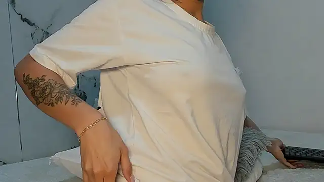 elissaWhite's cam snapshot