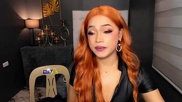 GwennGoddess live sex cam