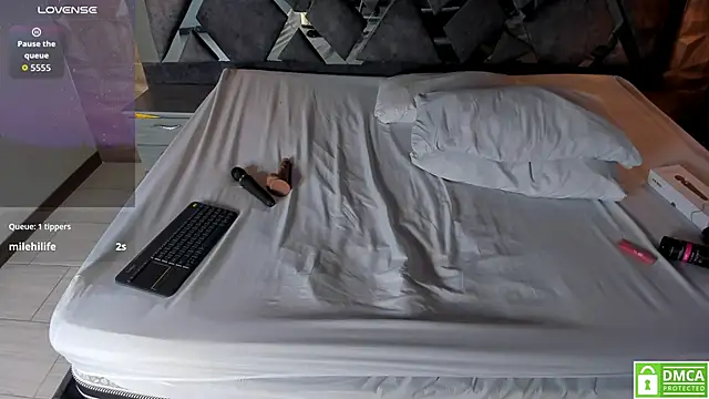 Rose_Evans__'s cam snapshot