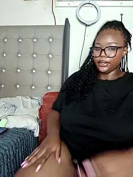 ItsAaliyah445's cam snapshot