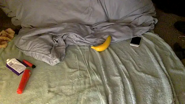 shavedandcurious's cam snapshot