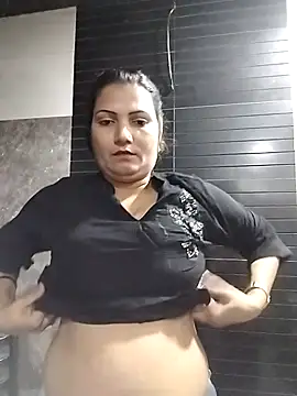 Loveina_horny's cam snapshot